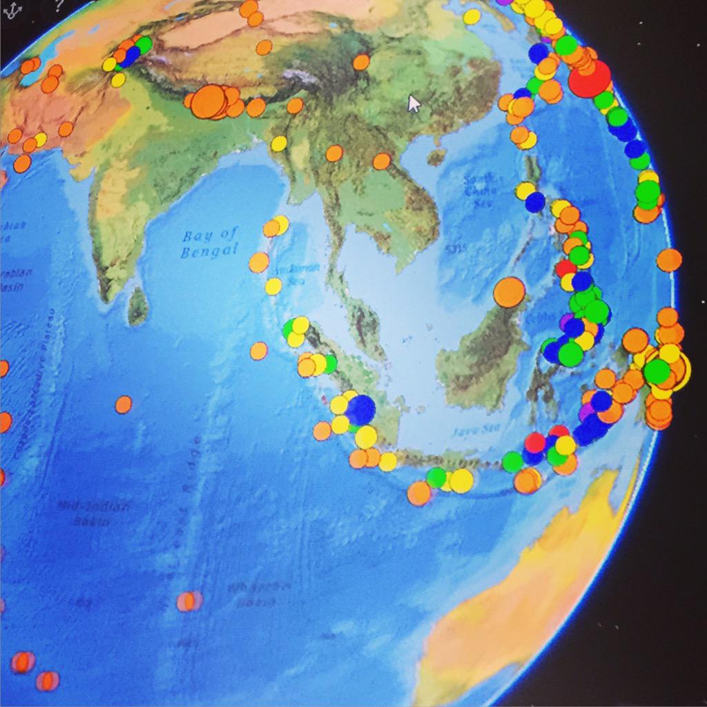 MeghanKaravidas's tweet photo. #ArcGISEarth making its debut at the #EsriUC - #3DMadeEasy http://t.co/cnFc3E1PUX