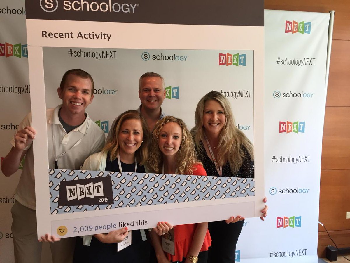 PHSComputerGuy's tweet image. Prospect staff enjoying the schoology next conference.