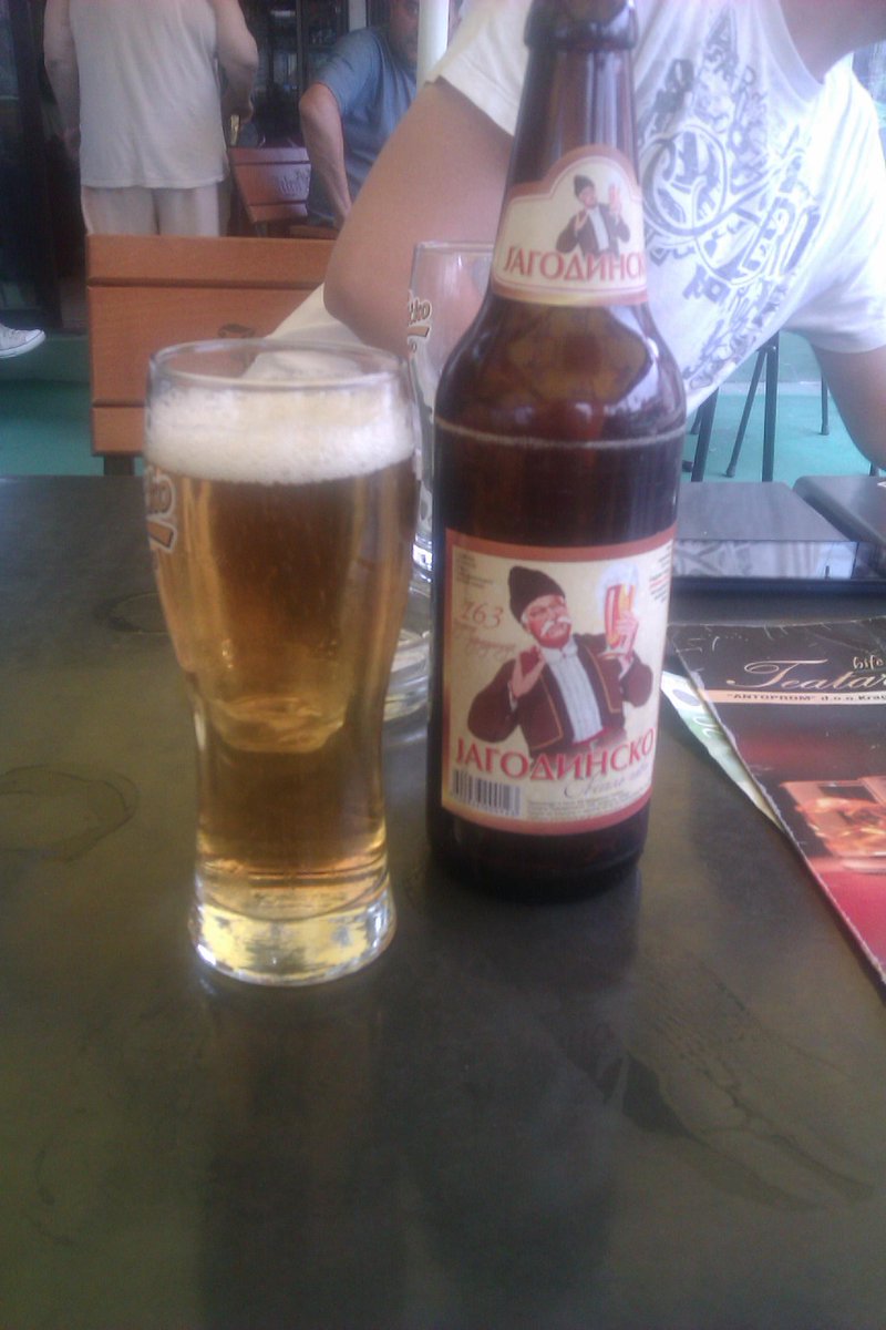 VanjaUzelac1's tweet photo. Bez Cice nema Price. @13thpig
#Drinking #Beer #Jagodinsko #Kragujevac #Srecko #Rusofilija http://t.co/4BOp4acwVp