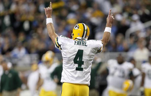 HisAndHers's tweet photo. "Brett Favre was a #FunQBToWatch; I felt his joy through the screen." @michaelsmith http://t.co/7g7EvrjRdP