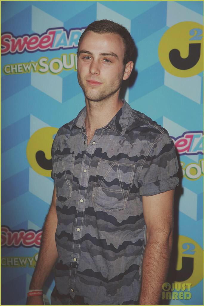 RuthLopez98_'s tweet photo. @SterlingBeau - #JJSummerBash #SourUp - Thanks @jaredeng @justjared @justjaredjr Style: @GStarRAW http://t.co/8xAQkyrUIB