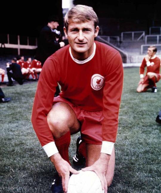 Happy Birthday to Liverpool Legend Roger Hunt who has turned 77 today. 