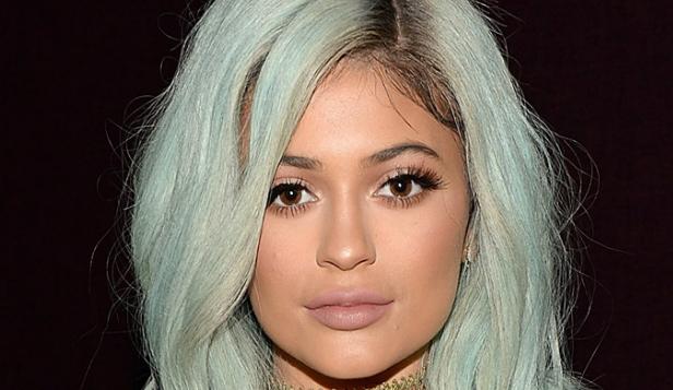 CKY4VrTUAAAIEBu.jpg:large