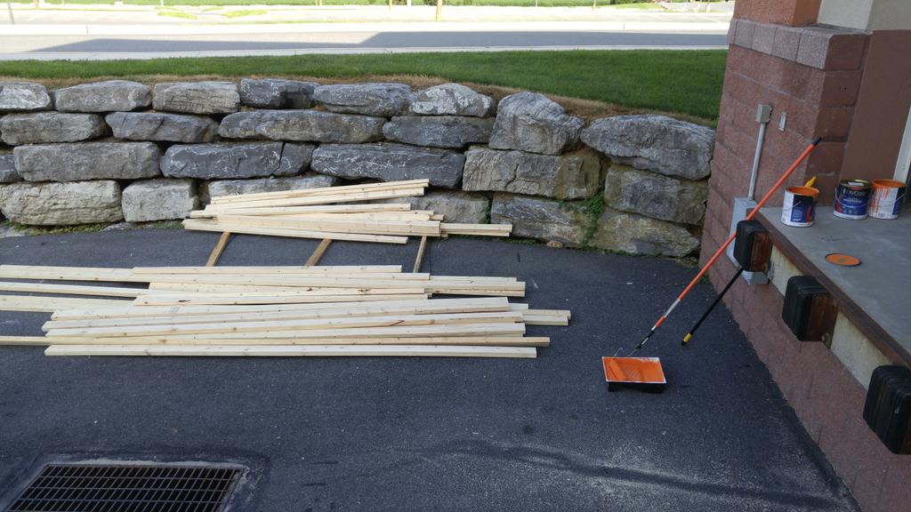 claypaky53's tweet photo. Get ready for next #lcbcset...yes there will be hot glue http://t.co/56xLsOq9Xc