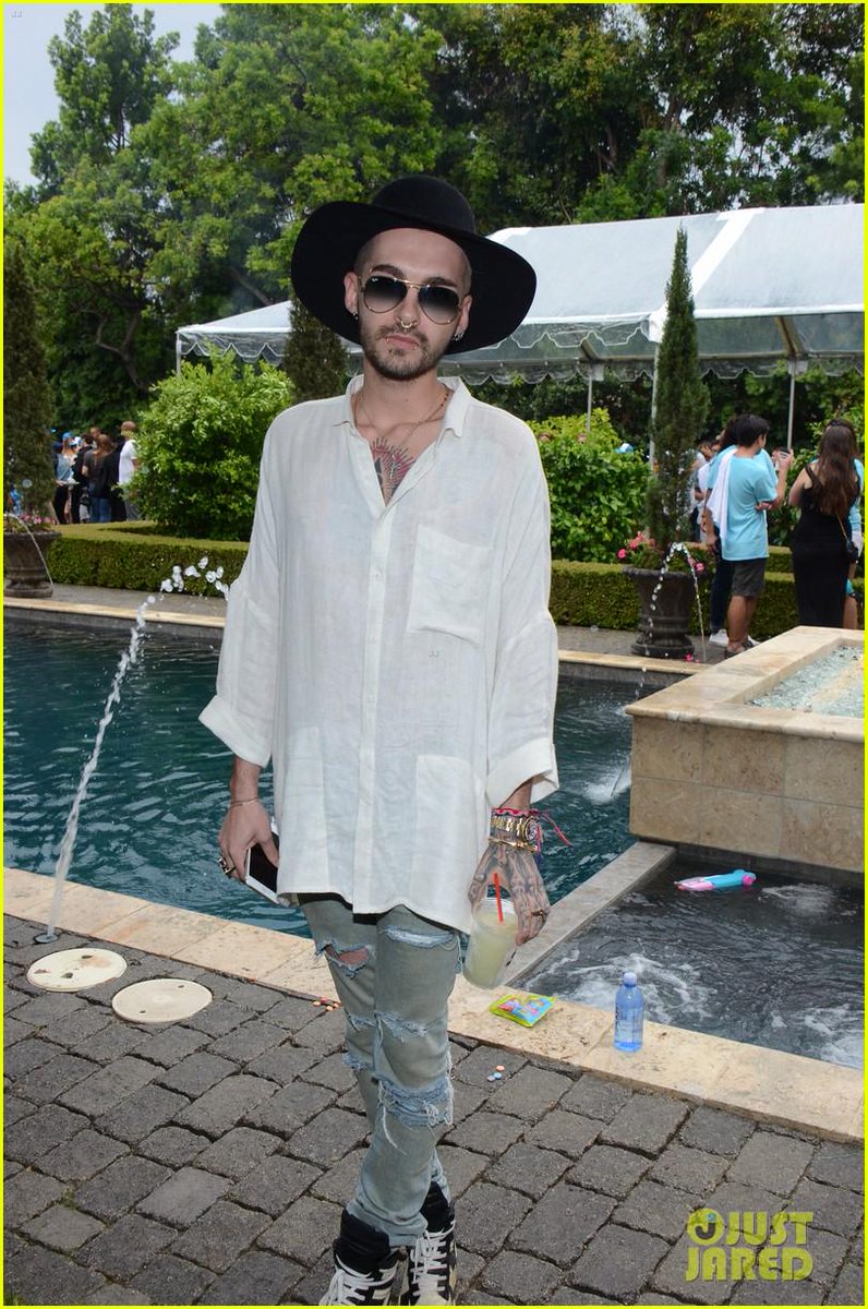 thesassyroyal's tweet photo. [4 NEW PICS ADDED] #BillKaulitz at the 2015 #JJSummerBash Pool Party [18.07.2015] http://t.co/zMhnm9lyjx http://t.co/vKTOs2bk69