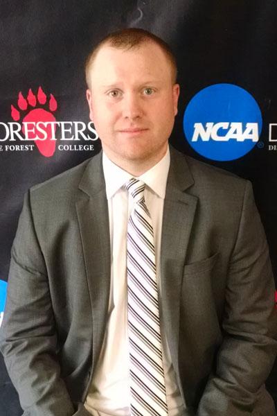 Our #CoachSpotlight is Lakewood native, Sean O'Malley! With 14 years of expertise, he's now a NCAA hockey coach! #OHP