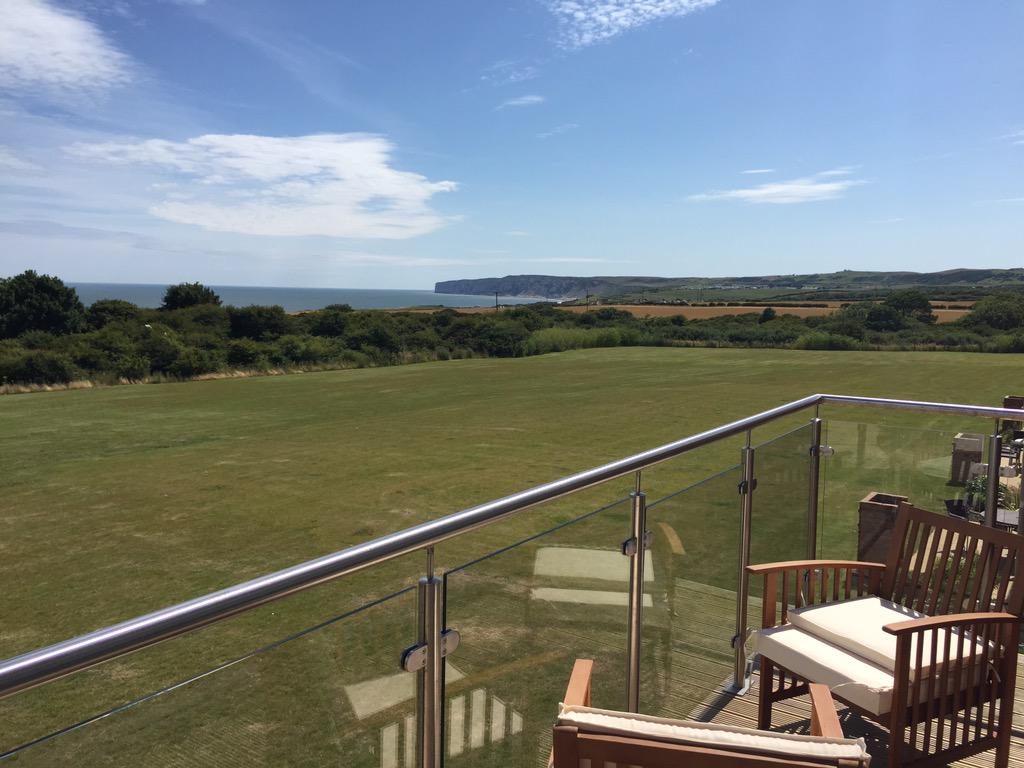FileyBayCottage's tweet image. RT @TheBayFiley: Busy week at The Bay Filey with every single property booked out in our pool!  #fley