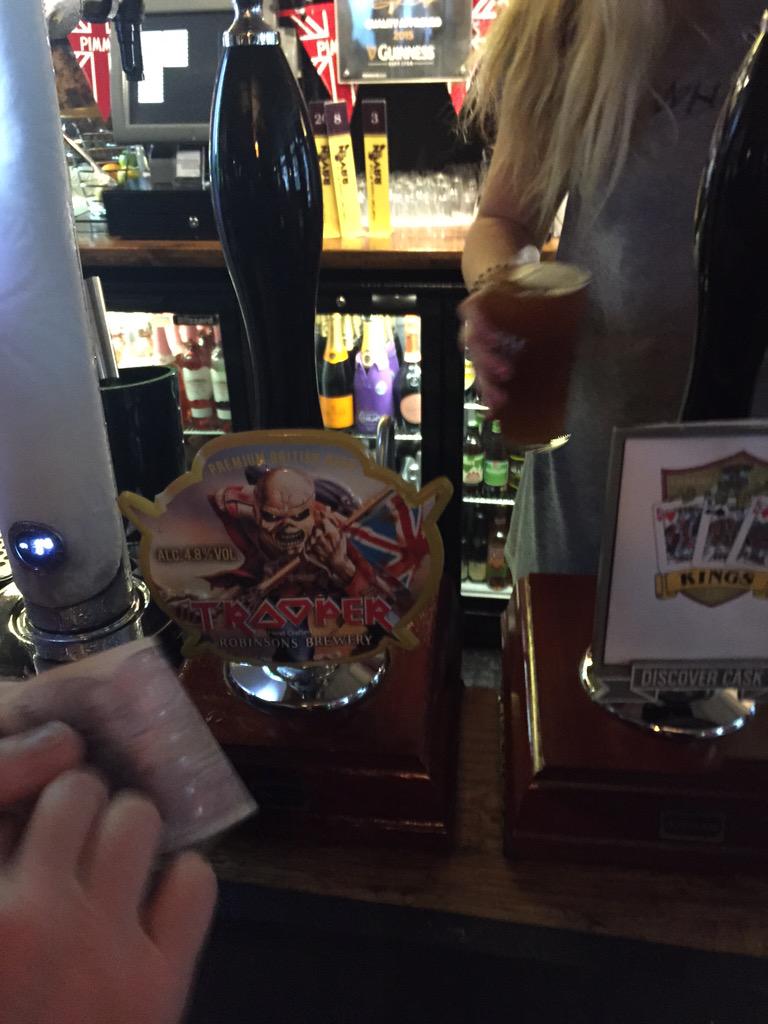 A pint of <a href="/IronMaidenBeer/">Trooper</a> and the golf play off at the legendary <a href="/RavenPub/">Raven Pub</a> Chiswick #TopMonday #Danger!
