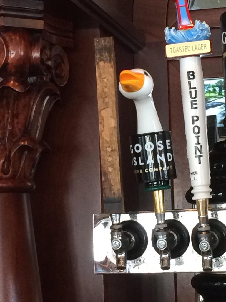 LexHopHeads's tweet image. *New Beer Alert* @BluePointBrewer #ToastedLager spotted at @JDILex! Go and try a pint!