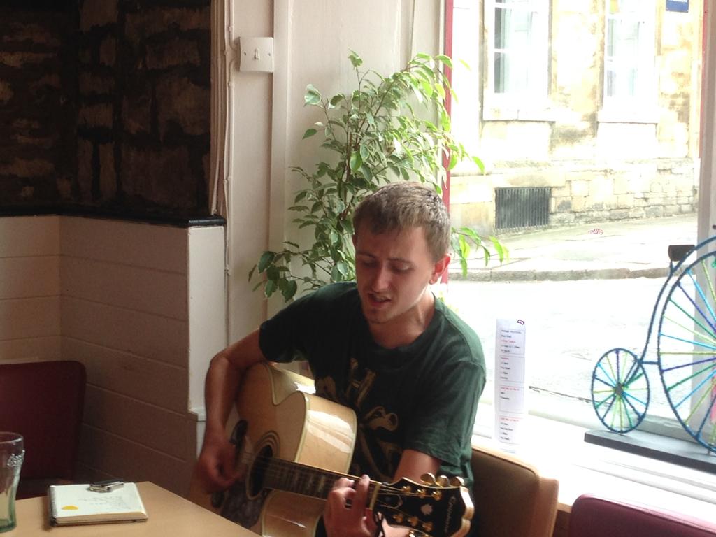 Oundle Fringe tweet media