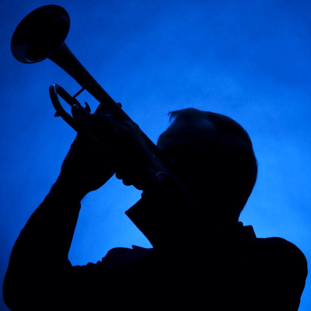 NickRailMusic's tweet photo. Happy #MusicMonday! http://t.co/rZBK1VM2lp