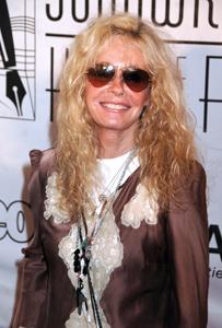 Happy Birthday Wishes going out to Kim Carnes who turns 70 today! 