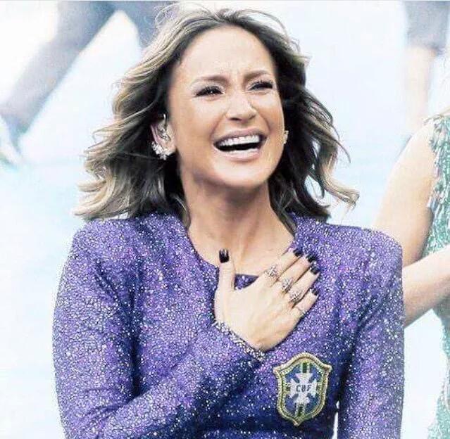 Mitchleitte's tweet photo. 10 RT's nessa foto #MPN #CLAUDIALEITTE http://t.co/HBsvWsP5qy