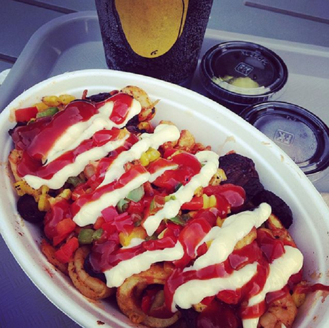 potatopia's tweet photo. @conchibi831 had the Curly Sue @rooseveltfieldmall and nailed it with this pic #foodstagram #potatoheaven http://t.co/A8vwPuBF3C