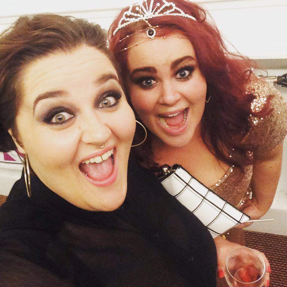 OohlaElle's tweet photo. First runner up Model XL 2015!!
#beautypageant #crown #titlewinner #modelxl #stylexl #bodyconfidence #plussize http://t.co/xHmBxFXQ8s