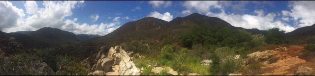 makkaayyy's tweet photo. Came, saw, conquered. #tenajafalls 🗻 @kakatiekay @kylieparcell http://t.co/qrBRqfkTnB