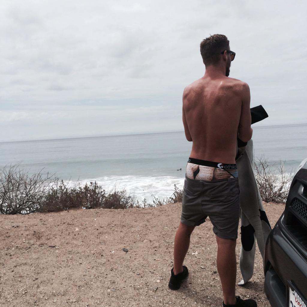 Sneak peak at new pairs 🙈 RT <a href="/keliamoniz/">Kelia Moniz</a>: The peanut boy in his peanut <a href="/ethika/">Ethika</a>' s