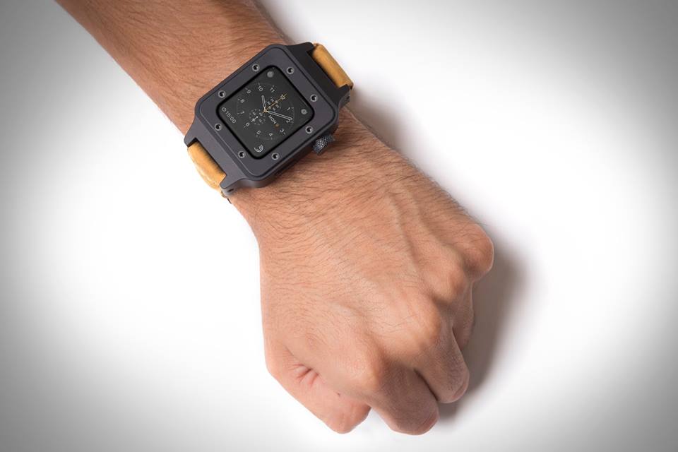 designedbymany's tweet image. #BandedClassic case for #AppleWatch. Check it out with #SimpleStation on #Kickstarter: goo.gl/lBaKBt