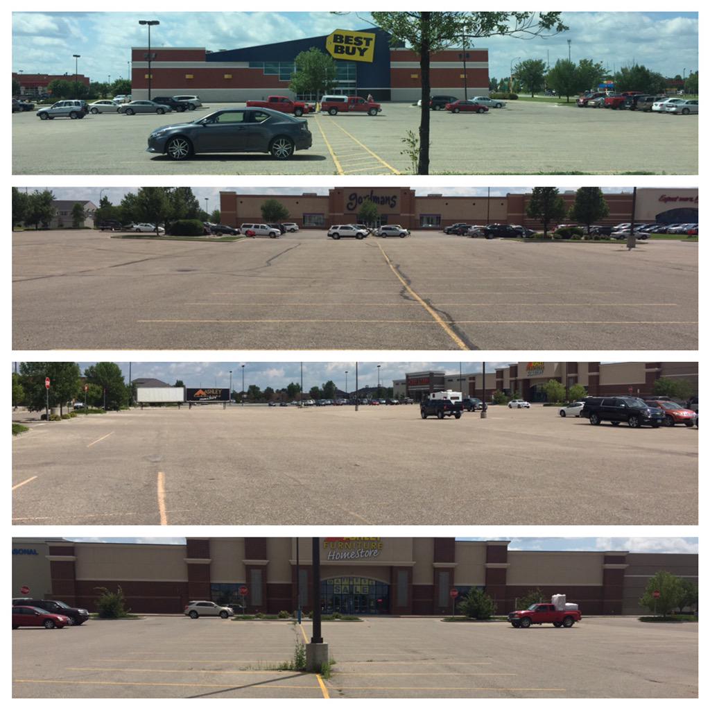 JonathanHolth's tweet image. Nothing like a trip to the big box district to send me immediately into the depths of depression. #parkinghell #ick