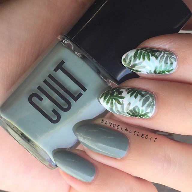 El Porto, Venice Beach, Runyon, and Griffith Park = PERFECTION!
Mani by @angelnailedit #nailart