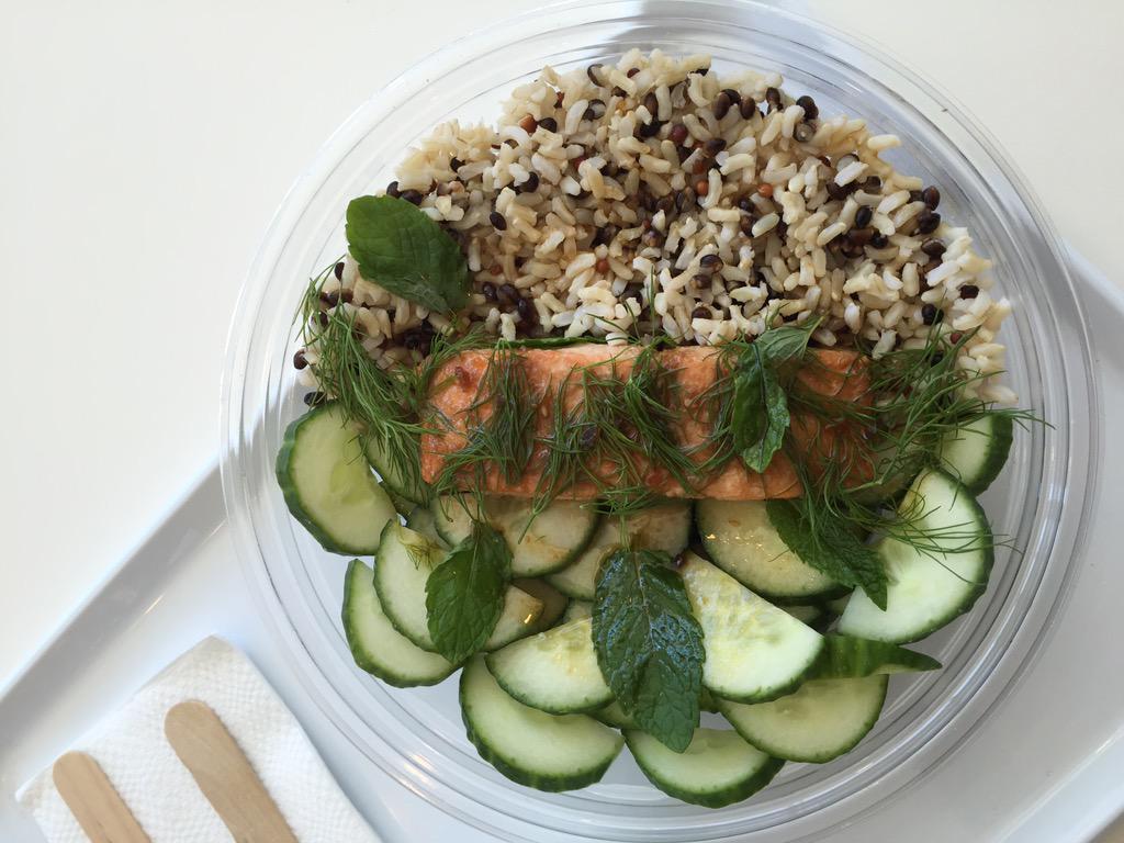 PureBevHills's tweet photo. Wondering about gluten free alternatives? Try our Teriyaki Salmon Bento!#glutenfree#Foodporn @LAFoodie @LAWeeklyFood http://t.co/G33TijWbkV