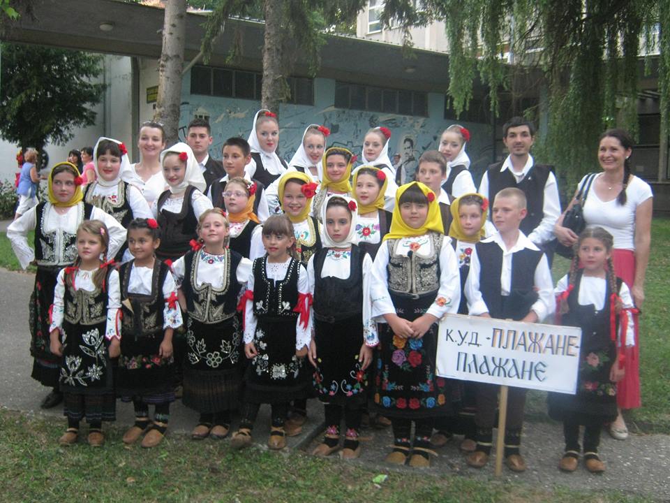 resavci's tweet photo. #Resavafest Članovi dečijeg i omladinskog ansambla nastupili su 18.07. Na drugom Resava festu u Despotovcu. http://t.co/umHTeEoCza