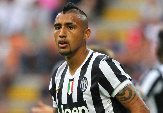 CarloGelo's tweet photo. Vidal marca, segna, corre, tira,copre, difende, offende, non tira indietro il piedino.. Come lui nessuno al mondo!!!. http://t.co/UMF0oXD4cf
