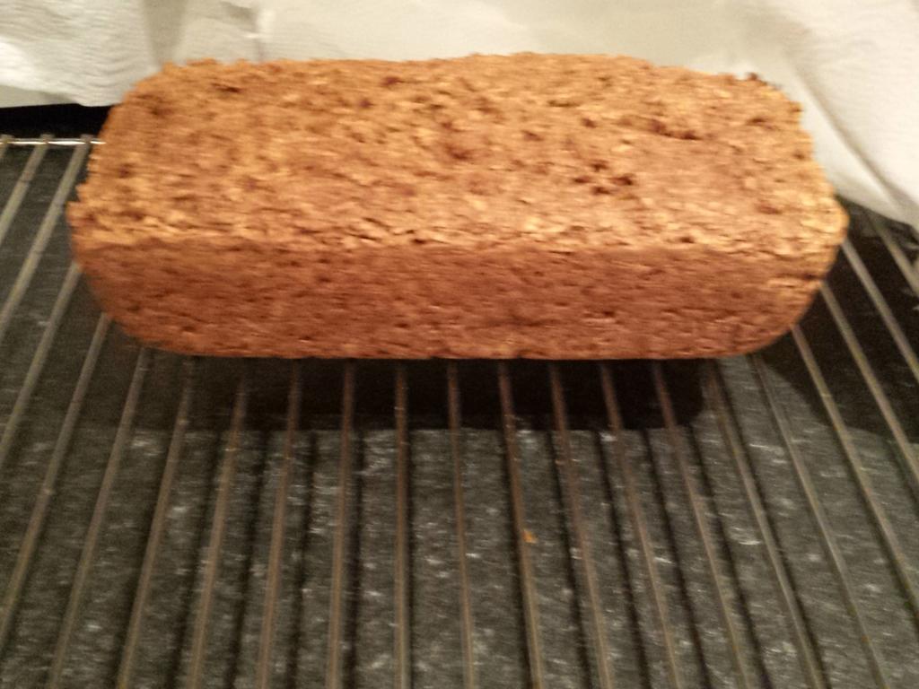 JuletteJones's tweet image. Holidays doesn't mean complete meltdown! #oatbread #healthy @eatwellMiriam @ElitePilates #balance #wineOclock