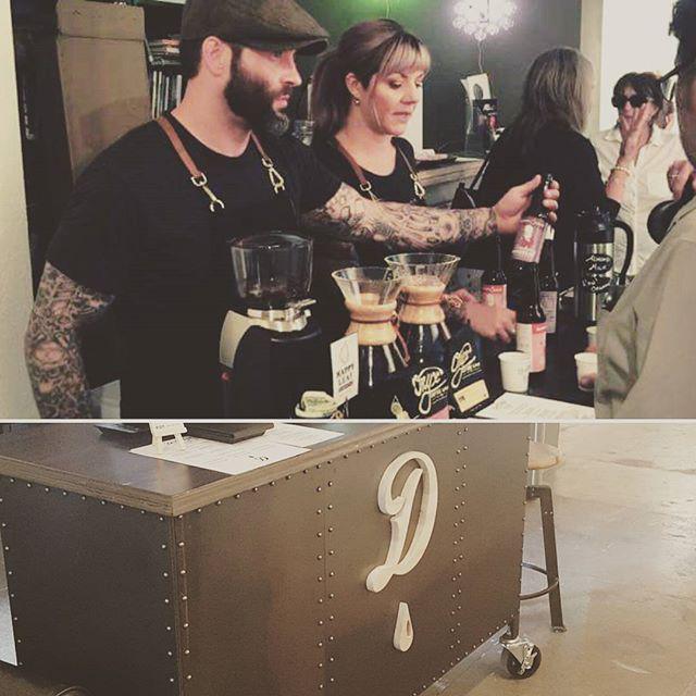 KombuchaGuruX's tweet image. ift.tt/1HsmbUV Team Justin &amp;amp; AJ serving #onyxcoffeelab craft coffee #happyleaf k… kombuchaguru.com