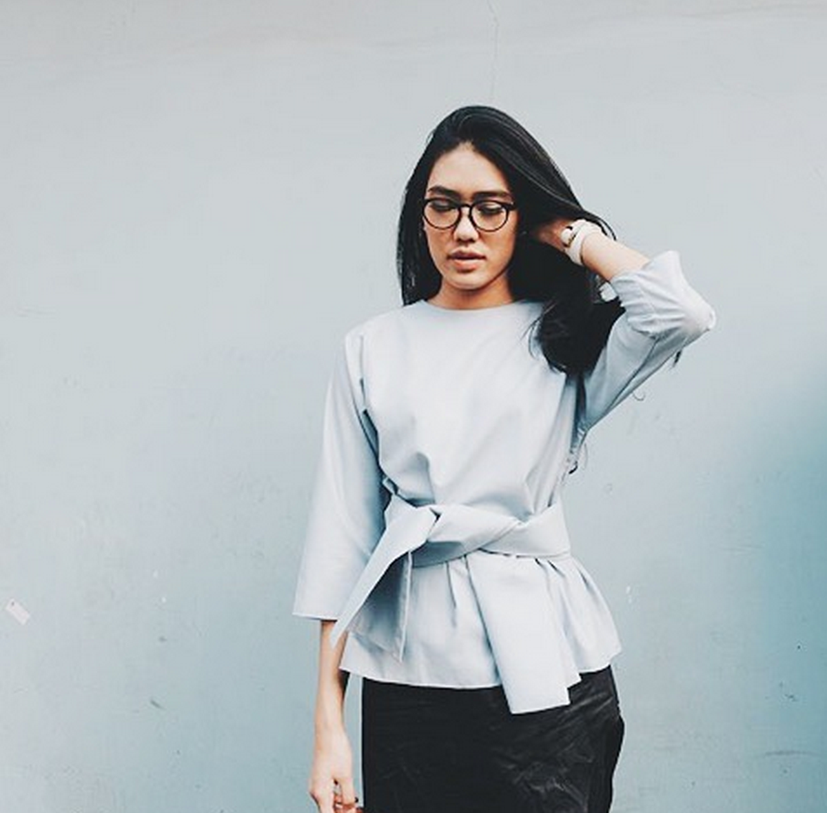 #weshopatvelvet | Alika Islamadina | Saia Obi Top in Seablue
still available here: j.mp/saia-blue
