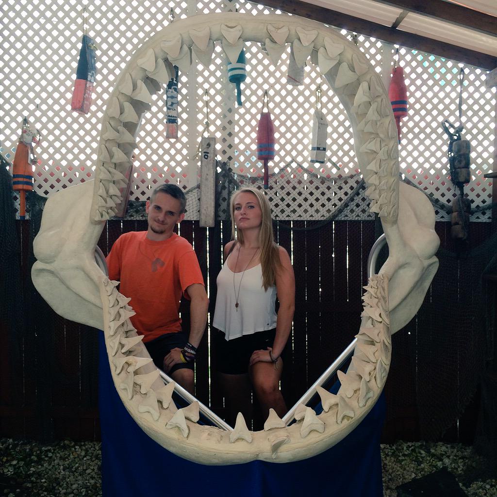laura_plummer7's tweet photo. yea we're pretty jaw dropping 😂 http://t.co/PHDN4eKXSv