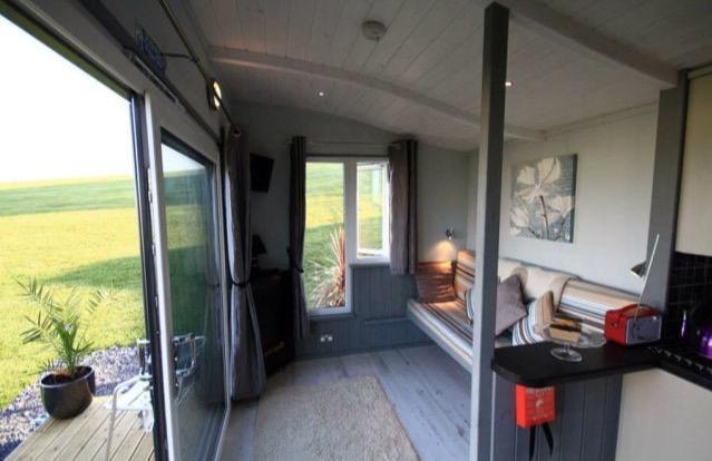 realtinyhouse's tweet photo. The "Grand Shepard Hut"- Located in Wales http://t.co/fodQqKIkbA