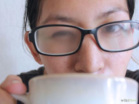 seIinameyer's tweet image. #GrowingUpWithGlasses anything hot coming near you