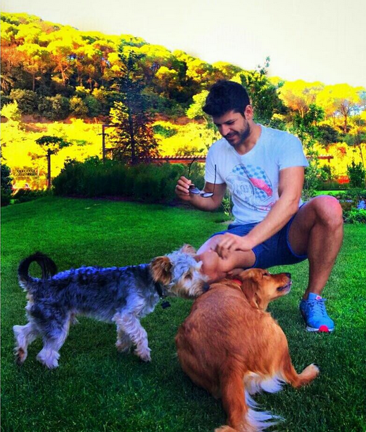 EmreKvllcm's tweet photo. Günaydın herkese.:) Good morning everyone:) http://t.co/sqDanwvyGN