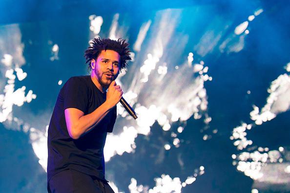 This is what happens when you throw an iPhone at J. Cole. thefader.com/2015/07/20/j-c…