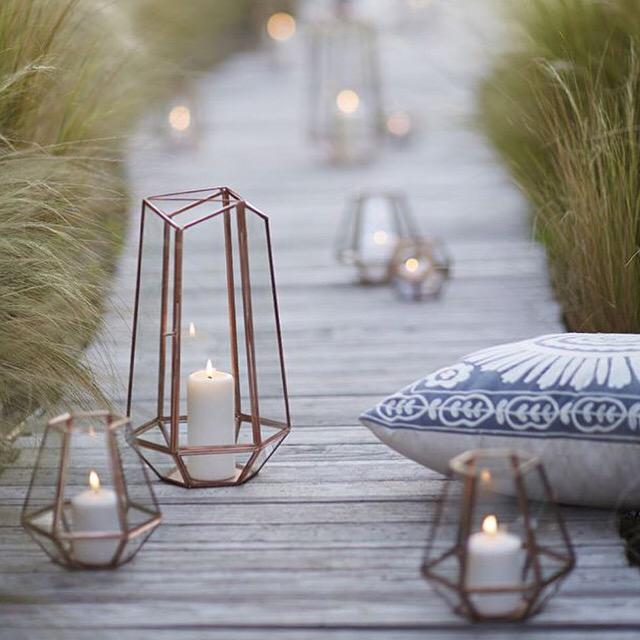 bright_austin's tweet photo. #summermoments by @anthropologie Love the neutral hues against that gorgeous pillow! #summerinasnap #anthrocontest http://t.co/GRkmpoGYzY