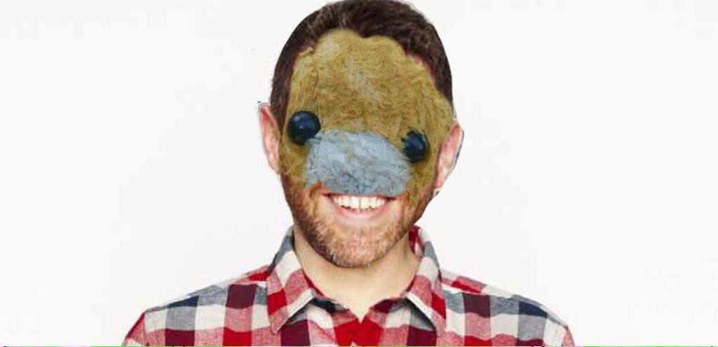 BaerBetty's tweet photo. @DaveGorman friends say I'm a spitting image of you? #twins #separatedatbirth #lifeisgoodish http://t.co/LGUZC2KqoM