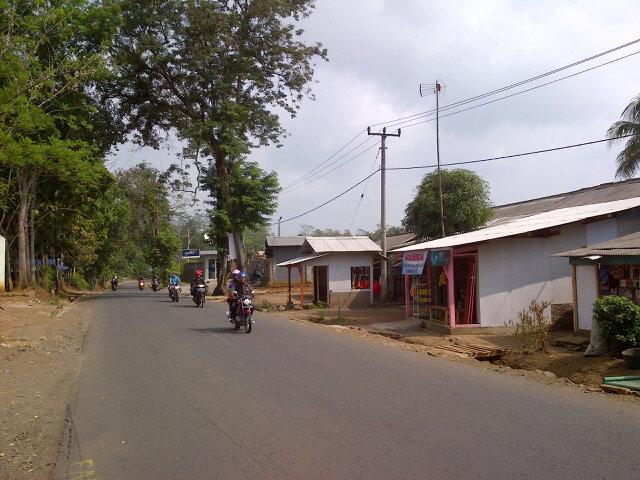 9:52 Jln Alt Banjar-Cimaragas-Manonjaya-Tasik "LANCAR" #PulangPergi via <a href="/SonoraFM92/">Radio Sonora Jakarta</a> <a href="/bentangwaktu/">bentanGWaktu</a>