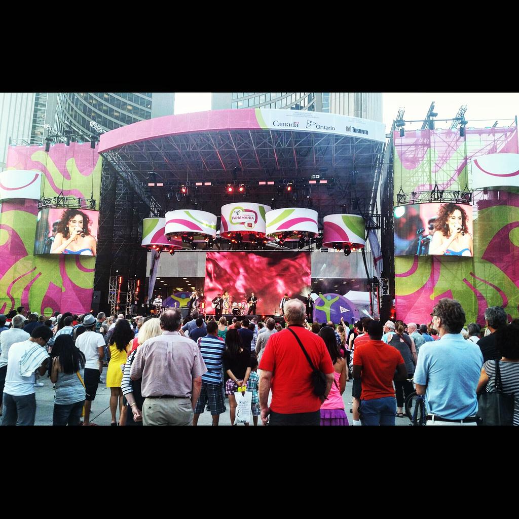 mcmanjitweets's tweet photo. Beautiful night in #nps enjoying some Spanish beats by @amandamartinezmusic at #panamania http://t.co/wfxCDmS38v