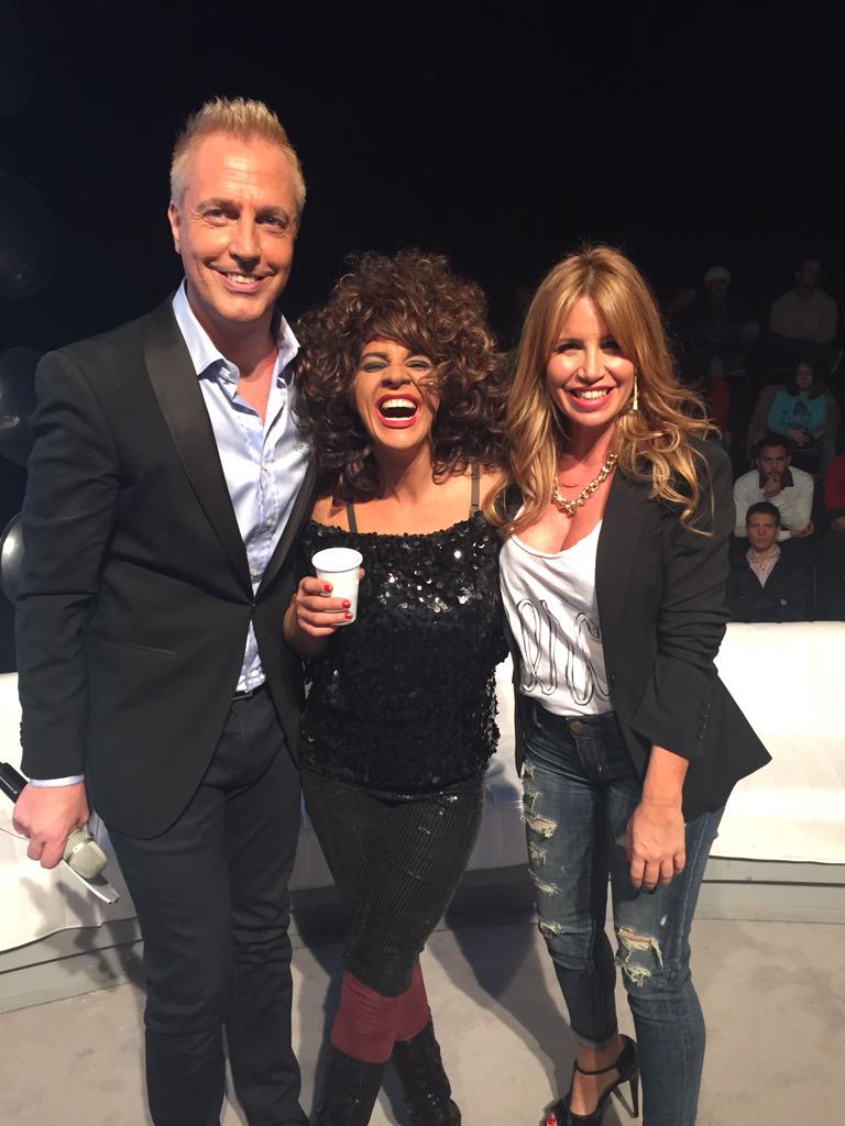 marley_ok's tweet photo. Junto a Leticia Bredice como Tina Turner y @Flor_de_P #TuCaraMeSuena http://t.co/YQsEJ4nfC3
