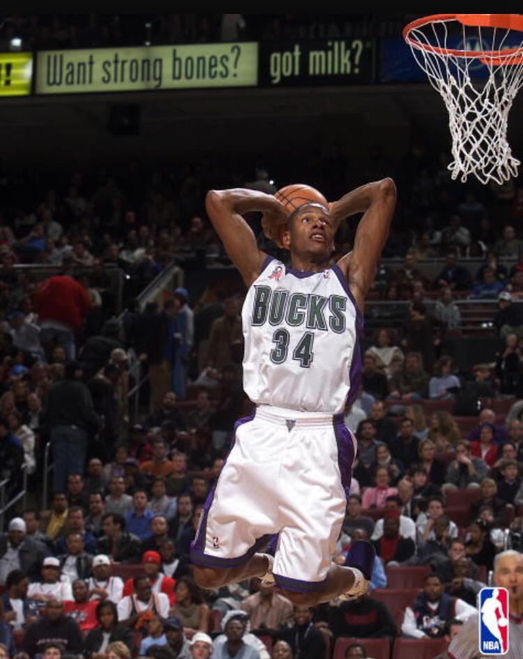 HAPPY 40TH BIRTHDAY RAY ALLEN! 