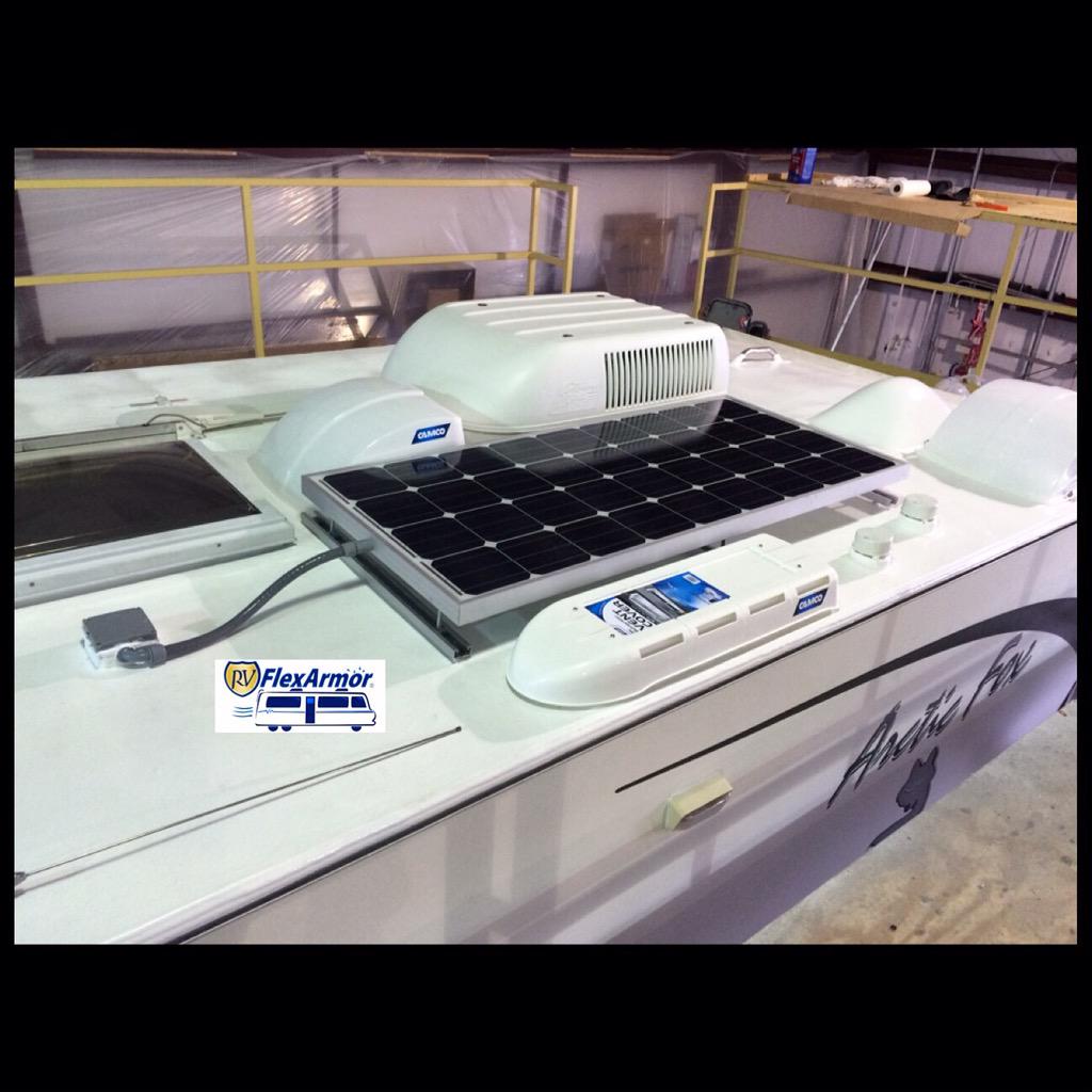 EliteRV_FL's tweet photo. Roof Install 

#EliteRV #RV #RVRoof #RVService #RVFL #travel #rving #rvlife  #happyroofing #fifthwheel #roofinstall http://t.co/dwBoKfE9Mn