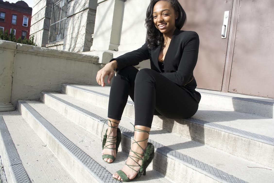 TheCOREreader's tweet photo. Meet #dope #fashion #blogger @chelseaturpin_ at #COREmag→ http://t.co/1F7nB74Huo #dope #chic #empowerment http://t.co/fmsEmHqM10