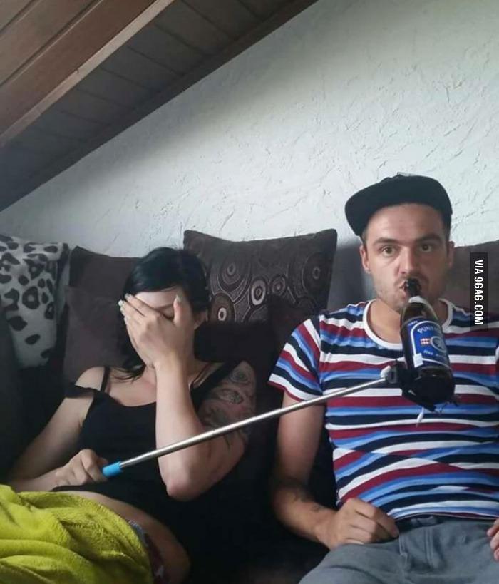 9GAG's tweet photo. The only proper way to use a selfie stick 
http://t.co/gE8l9lxTR1 http://t.co/qG4C8VFwha