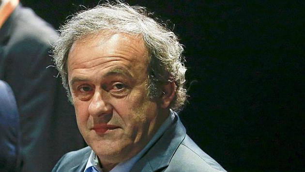 marca's tweet photo. Platini anunciará esta semana su candidatura a presidir la FIFA http://t.co/isr1IFSZGS http://t.co/CrfkY8BCqP