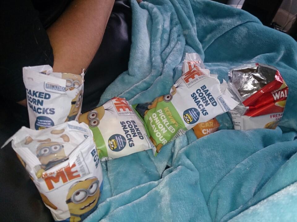 Laurachkaa's tweet image. Filma un minioni (@ Laurrritta's and Simčikk's House in Arbroath w/ @_simchiks_) swarmapp.com/c/7NUrKH8sXwM