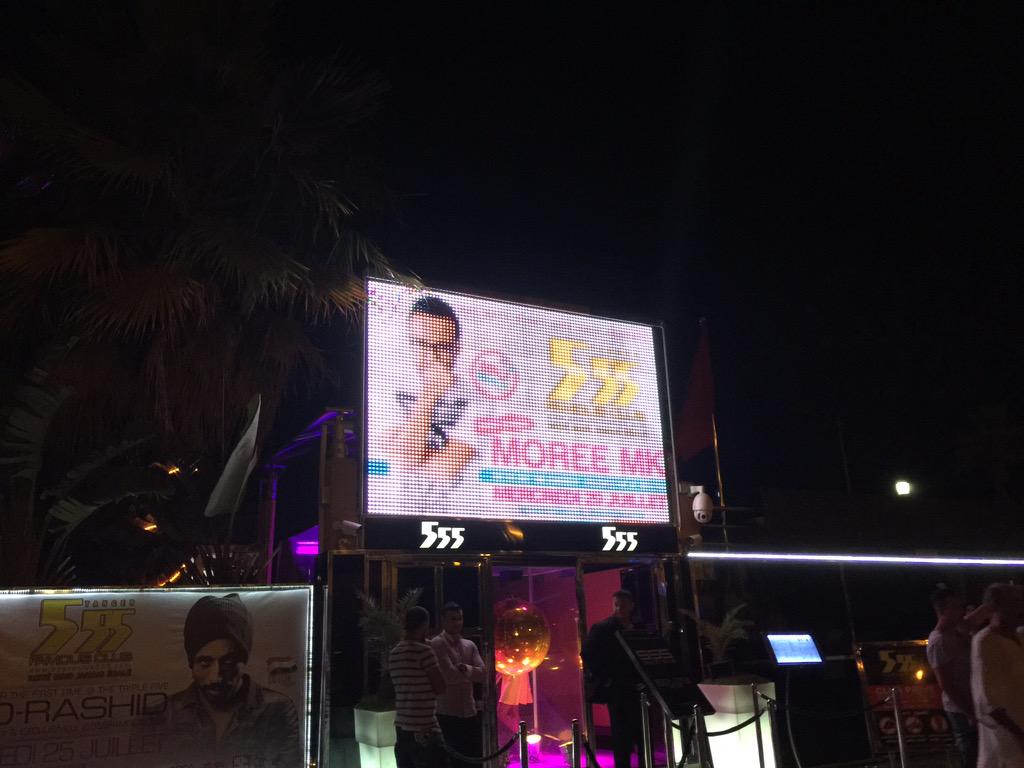 moreemk's tweet photo. Promo #MoreeMk @ WorldTour live @ 555 #Tanger #Morocco http://t.co/B4EBoESTMQ