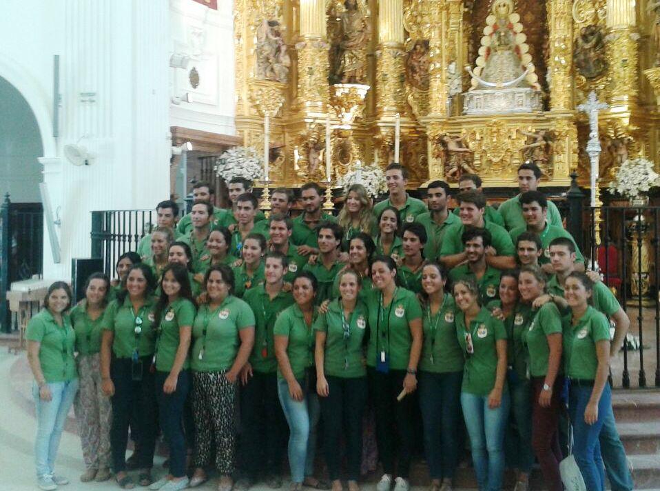 Archisevilla1's tweet photo. 43 años de Colonias de Triana en El Rocío. http://t.co/TmbAhQJP24 @rociodetriana http://t.co/o6SwXXjBQZ