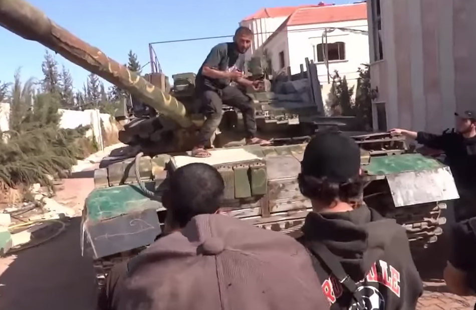 JulianRoepcke's tweet photo. #Footage
Syrian rebel BMP-1 / T-55 military training in East Ghouta.
https://t.co/yGLmHji2zl
#Syria #GameOverAssad http://t.co/yVJDJJrVSW