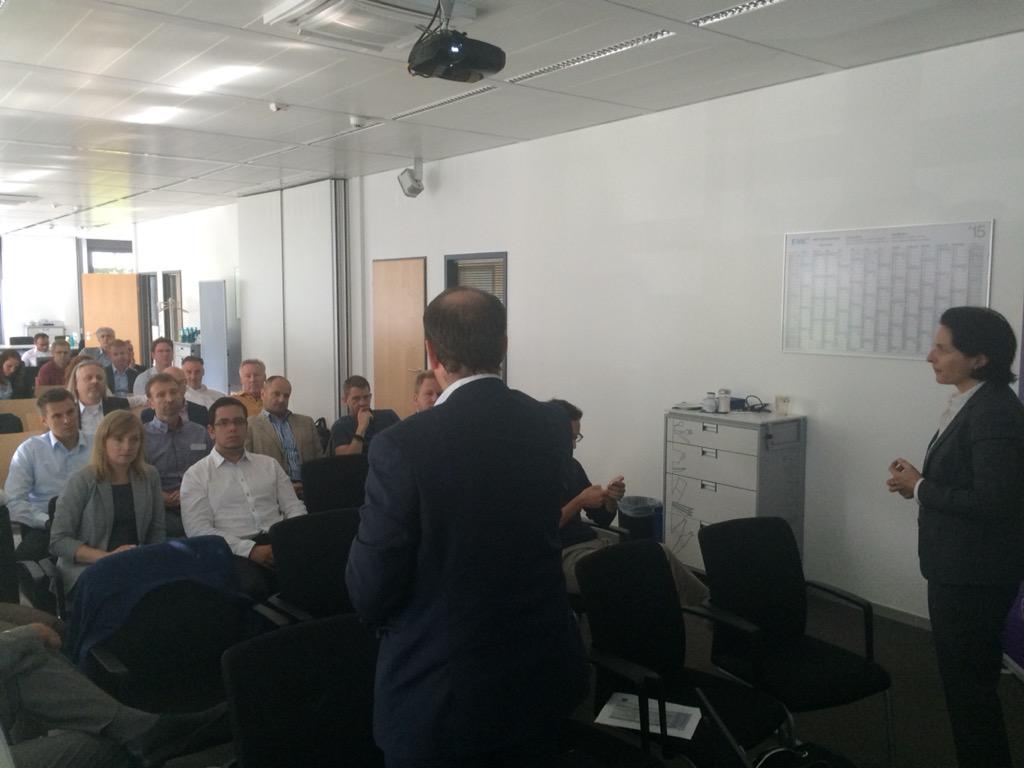 JoachimHanka's tweet photo. #vSEForum Munich with over 40 attendees, great discussion and great content @ElkeStei @HWachtersbach @chrisbanck http://t.co/NZmrGa4Zfk